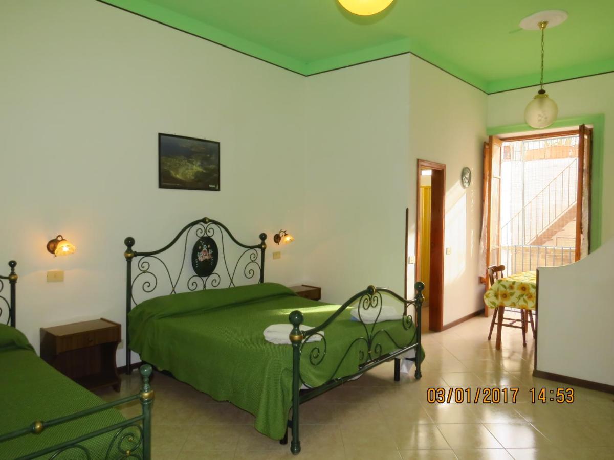 Casa Vittorio B&B Lípara Exterior foto
