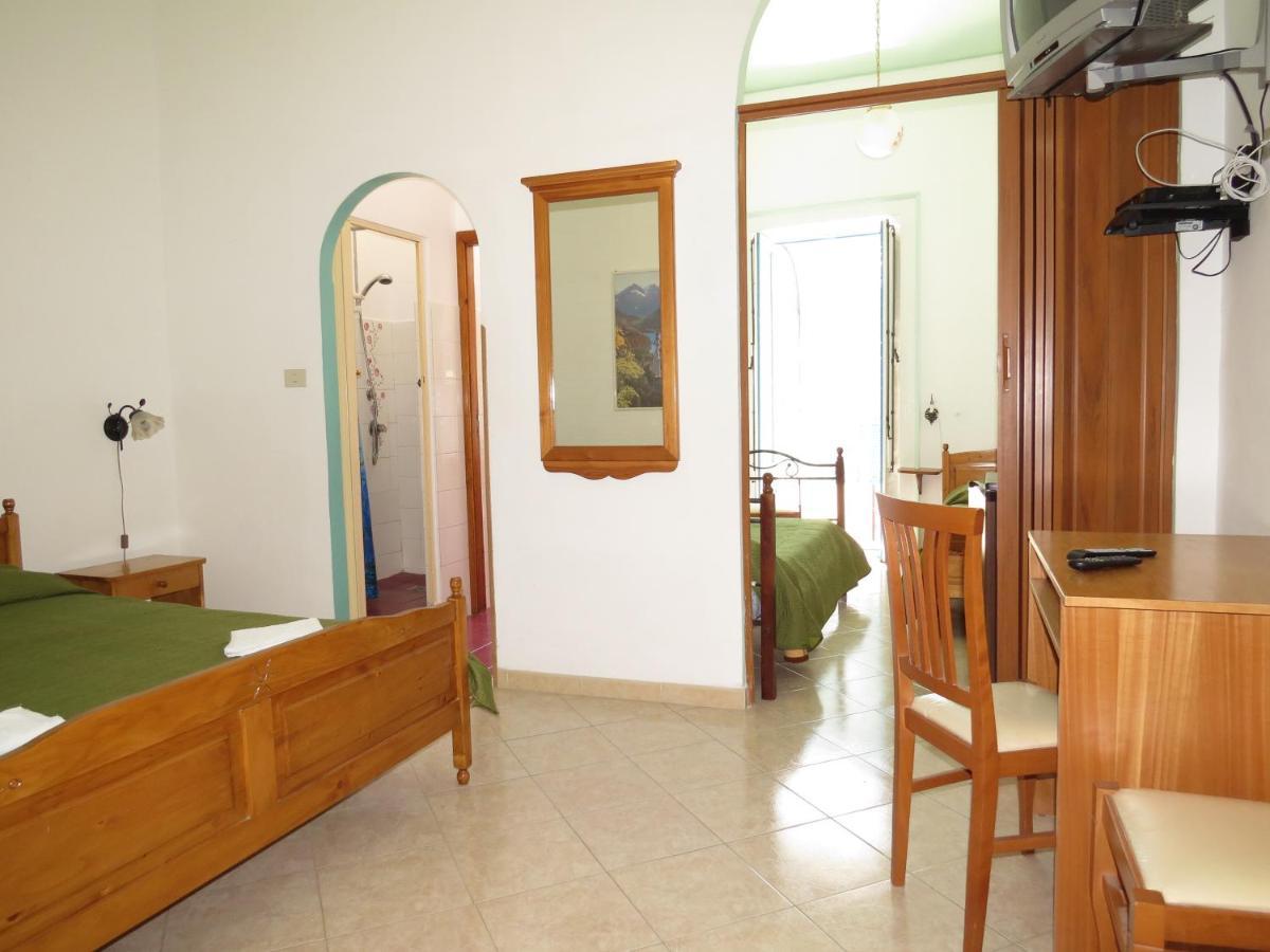 Casa Vittorio B&B Lípara Exterior foto